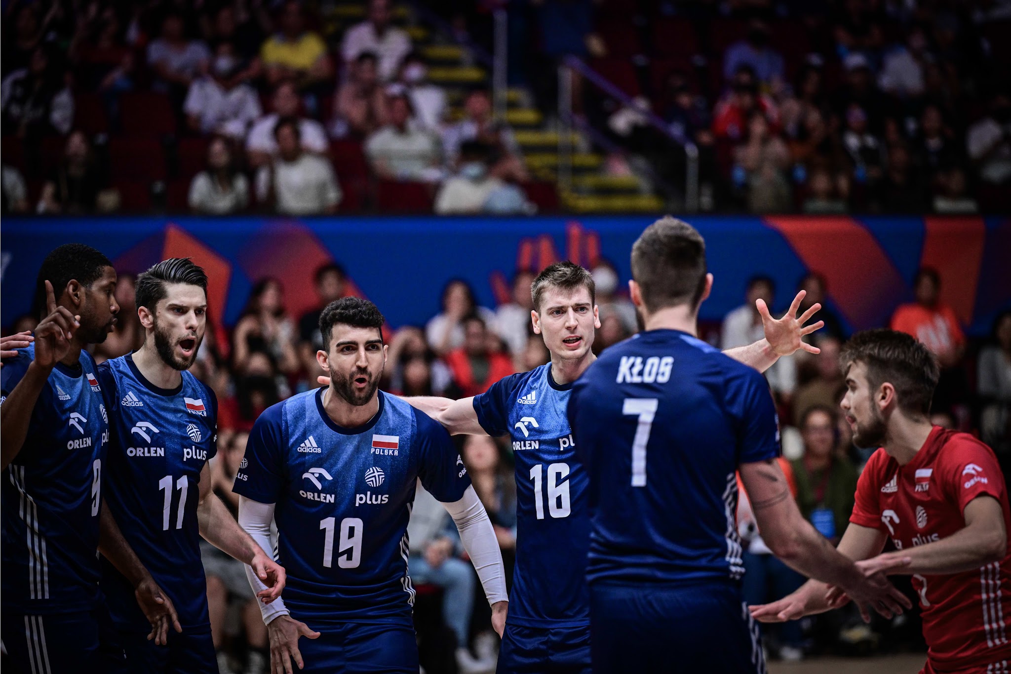 Poland blanks gritty Canada, climbs to second spot in VNL prelims