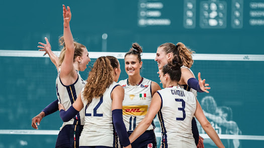 Italy dominates Poland to book VNL finals return