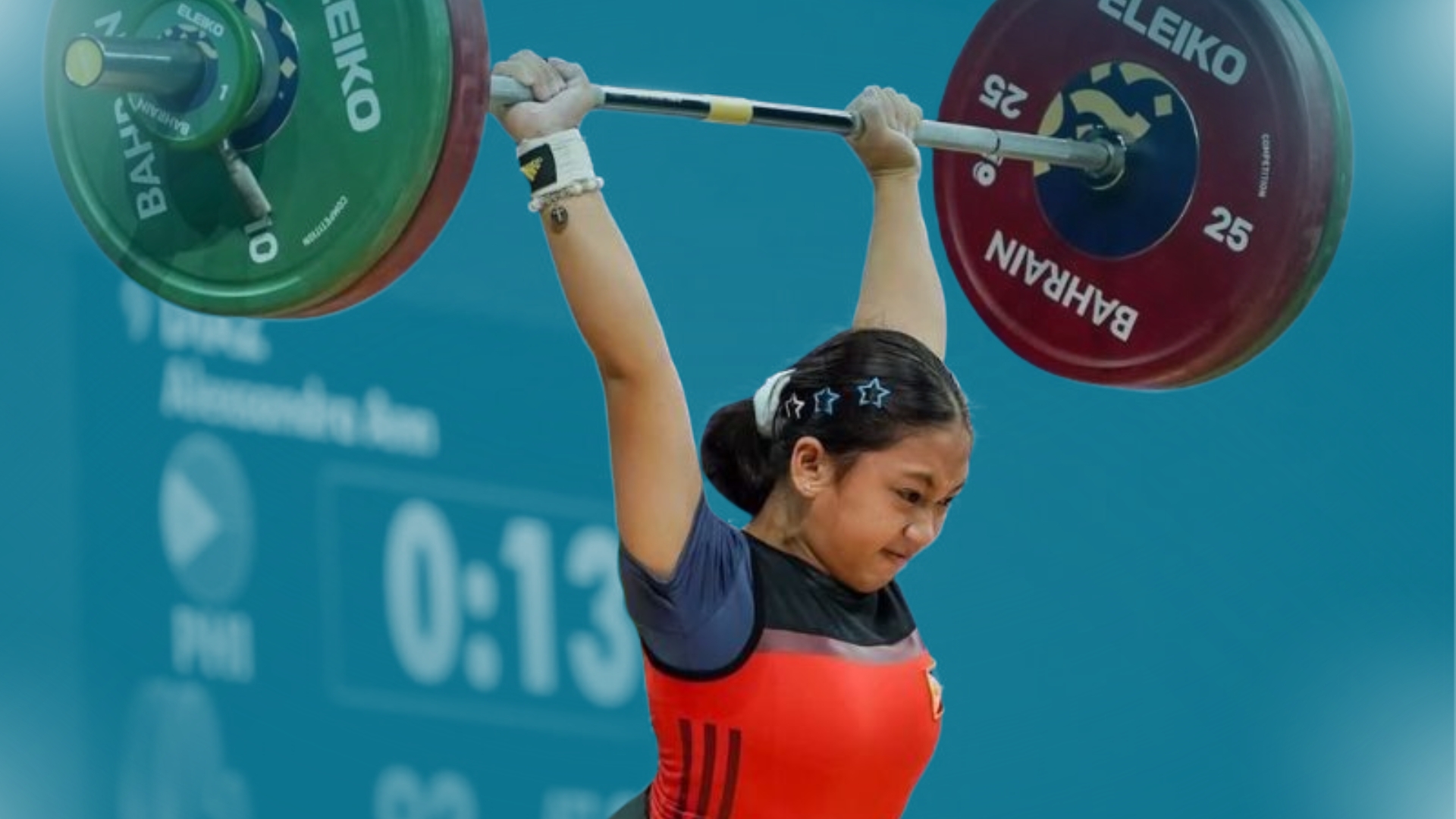 Alexandra Diaz delivers 3-gold, 2-record performance at World Youth Championships